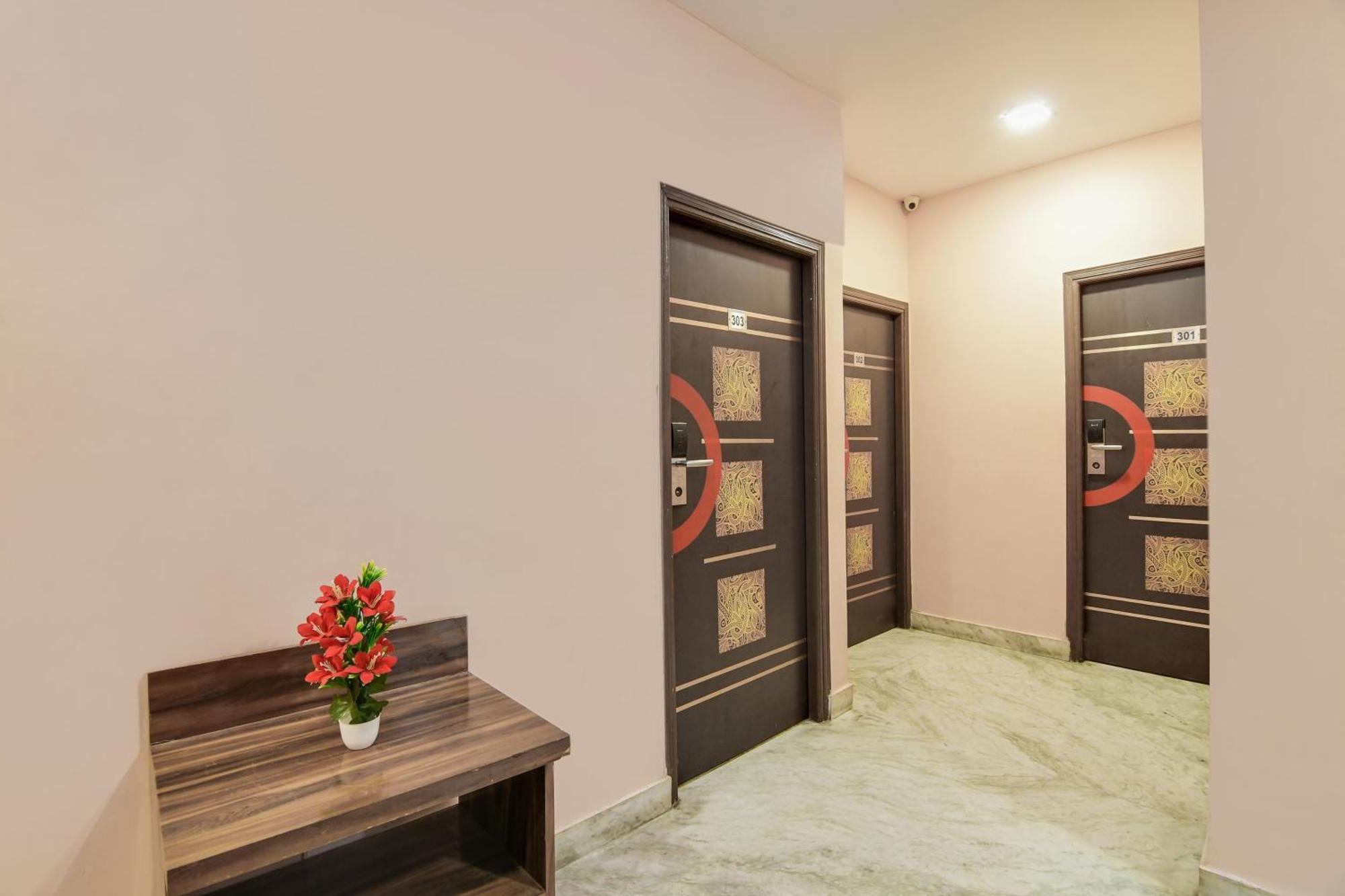 Collection O 207 Beck Bagan Ballygunge Calcutta  Esterno foto